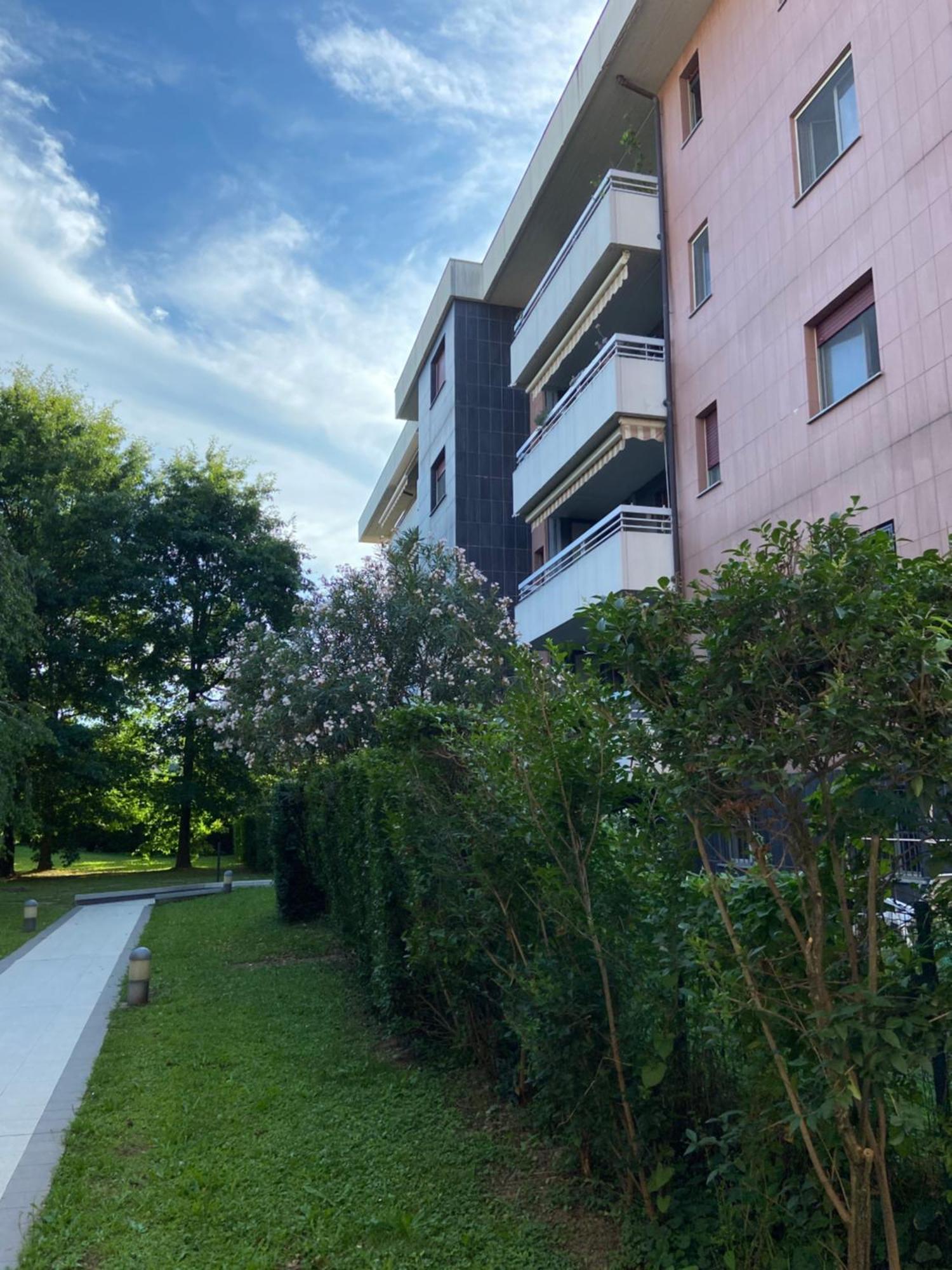 Casa Rino- Rho Fiera Apartamento Exterior foto